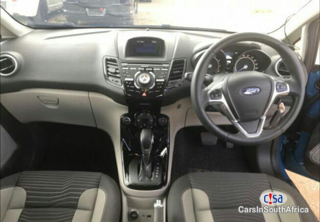 Ford Fiesta Automatic 2014 - image 4