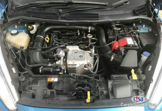 Ford Fiesta Automatic 2014 - image 8