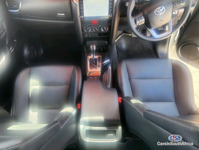 Toyota Fortuner 2.5 GD-6Raised Body Auto( +27 685845776 Automatic 2019 - image 4