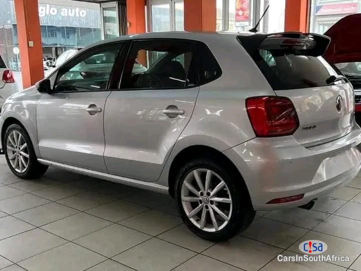 Volkswagen Polo Manual 2017 - image 3