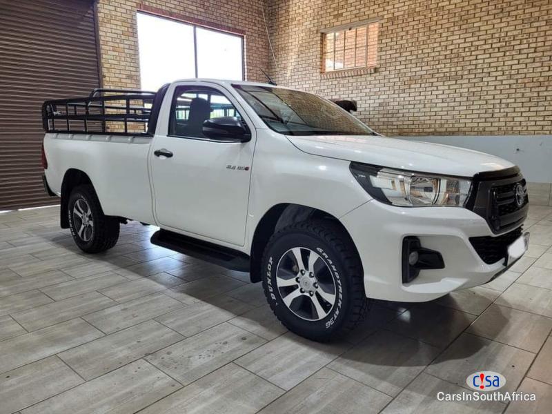 Picture of Toyota Hilux 2.4GD-6 DIESEL Manual 2018