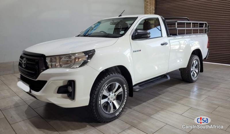 Toyota Hilux 2.4GD-6 DIESEL Manual 2018 in South Africa