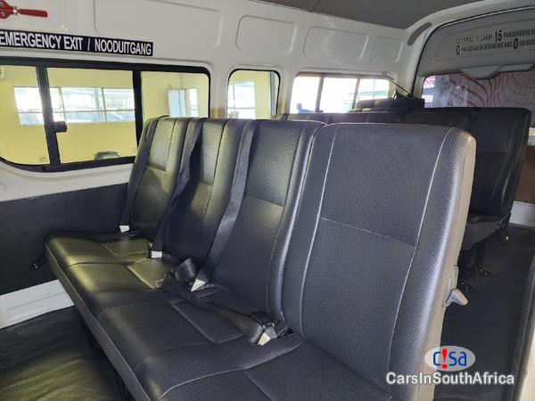 Toyota Quantum 2.5 Manual 2018 - image 4