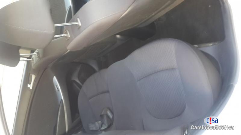 Hyundai Accent 1.6 Glide Auto Automatic 2017 - image 8