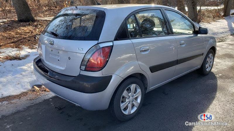 Kia Rio 1.4 Hatchback Manual 2008 - image 3