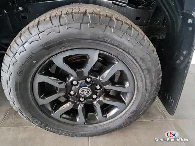 Toyota Hilux 2.8 Automatic 2019 - image 11