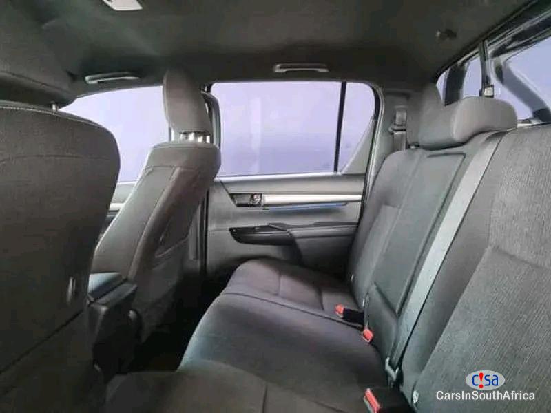 Toyota Hilux 2.8 Automatic 2019 - image 13