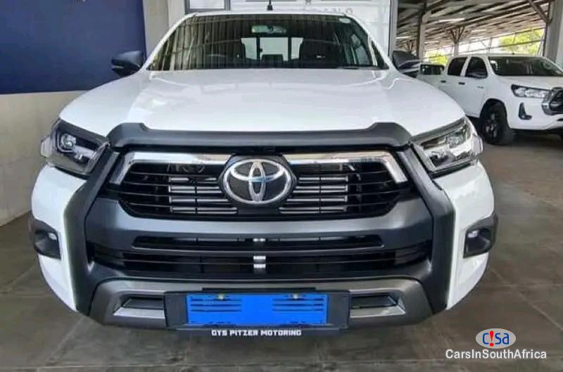 Toyota Hilux 2.8 Automatic 2019 - image 2