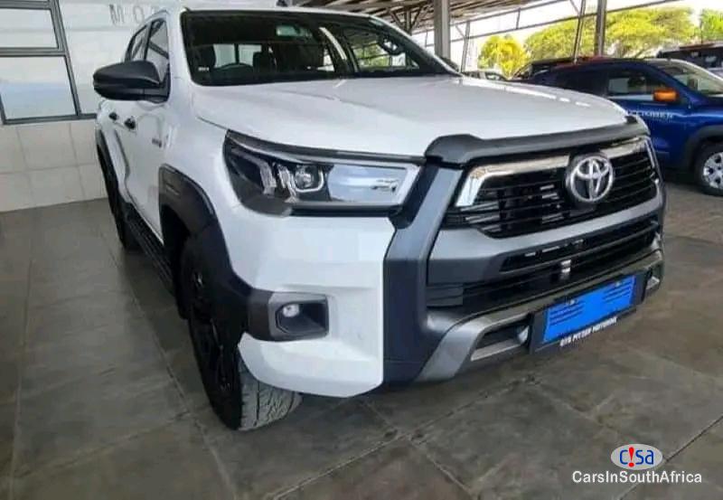 Toyota Hilux 2.8 Automatic 2019 - image 3