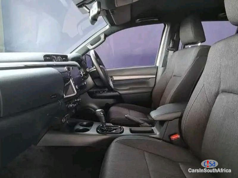 Toyota Hilux 2.8 Automatic 2019 - image 9