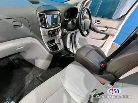 Hyundai H-1 Automatic 2021 - image 10