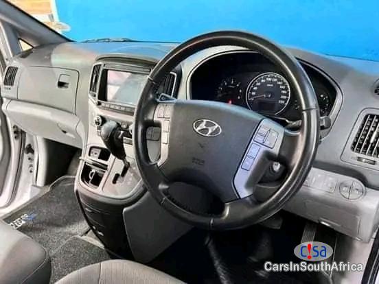 Hyundai H-1 Automatic 2021 - image 8
