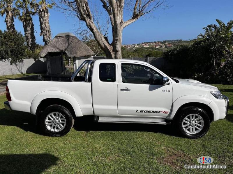 Toyota Hilux 3.0 Toyota Hilux For Sale 0663929914 Automatic 2013 in South Africa