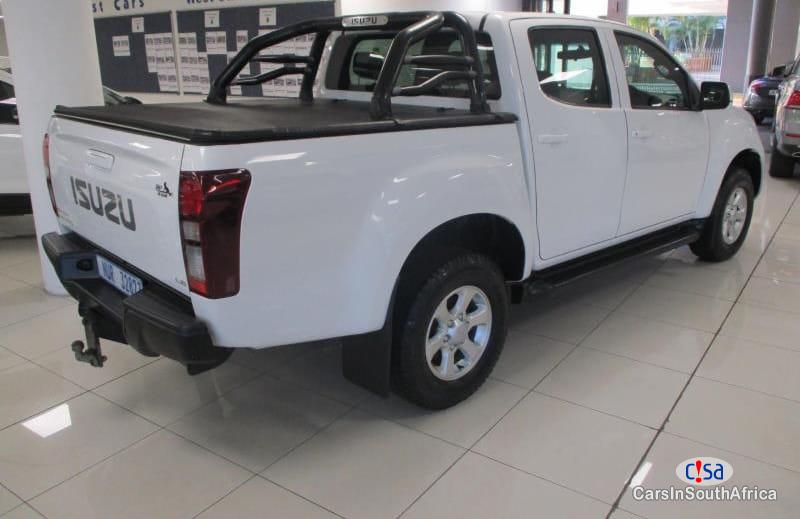 Isuzu KB250 2.5DTek 0679505805 Manual 2017 in South Africa