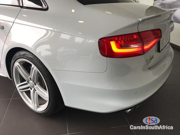 Audi A4 Automatic 2015 - image 5