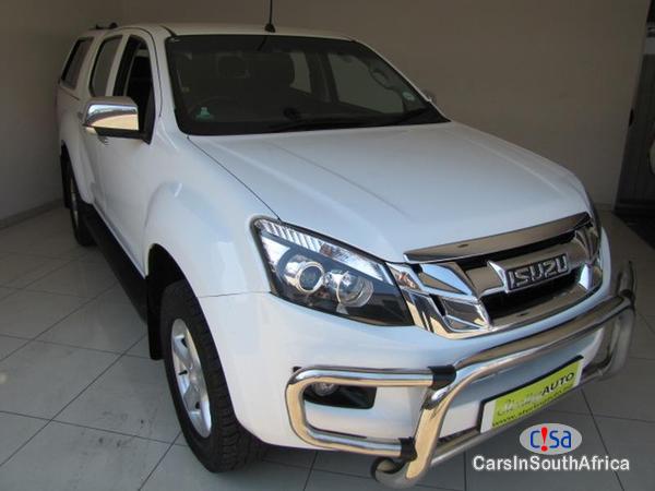 Isuzu KB300 Manual 2015 - image 9