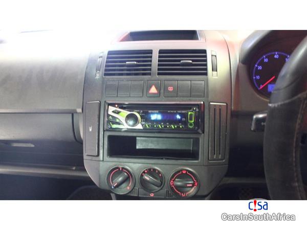 Volkswagen Polo Manual 2007 - image 7