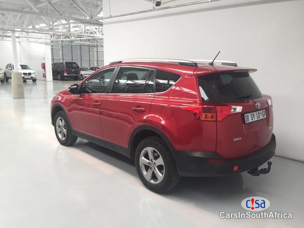 Toyota RAV-4 Automatic 2015 - image 3