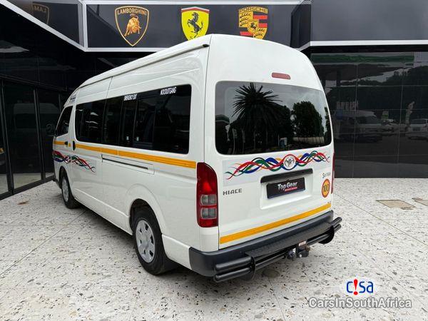 Toyota Quantum 2.5 D-4D Sesifikile 16-seats Call 081 494 5928 Manual 2020