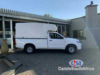 Toyota Hilux 2.5 D-4d Manual 2015 - image 4