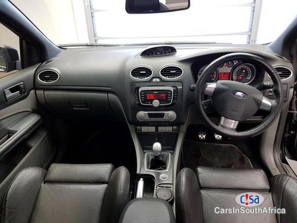 Ford Focus Manual 2014 in South Africa