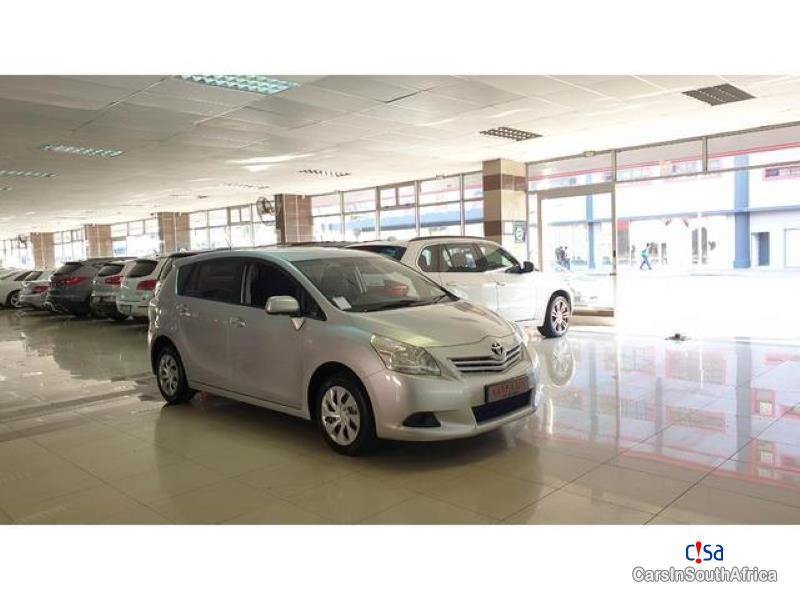 Toyota Verso Automatic 2015 - image 2