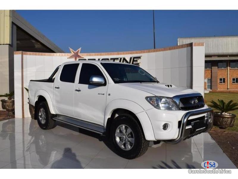 Picture of Toyota Hilux Manual 2010