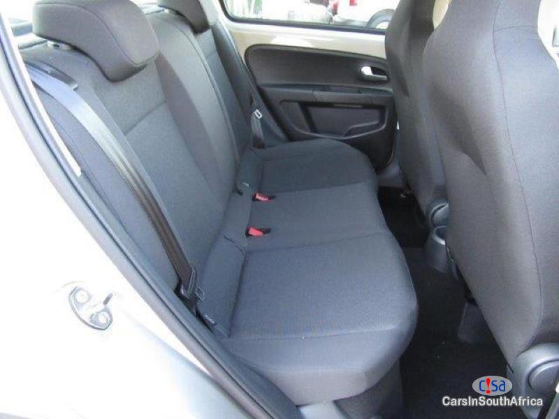 Volkswagen 1.0 Manual 2019 in Gauteng - image