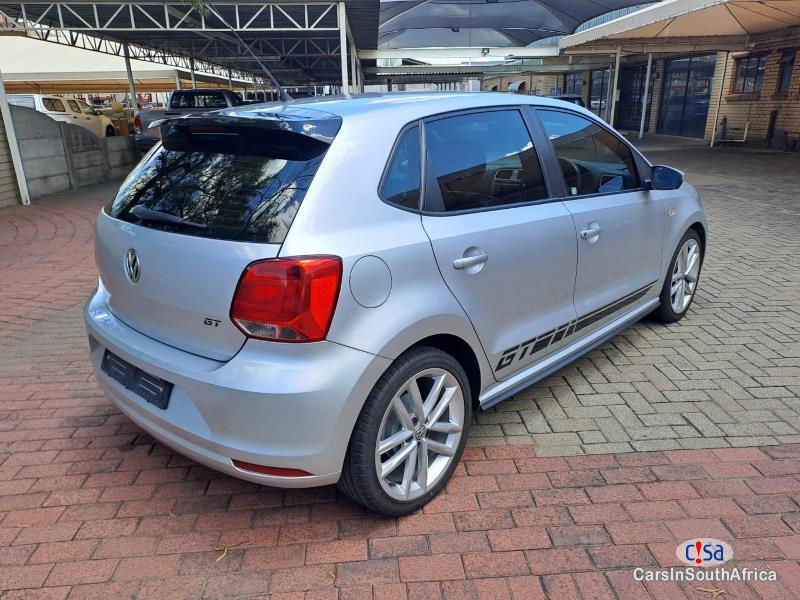 Volkswagen Polo Vivo Hatch 1.0 TSI GT Manual 2017 - image 2