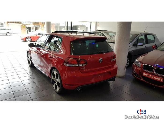 Volkswagen Golf Automatic 2010 - image 2