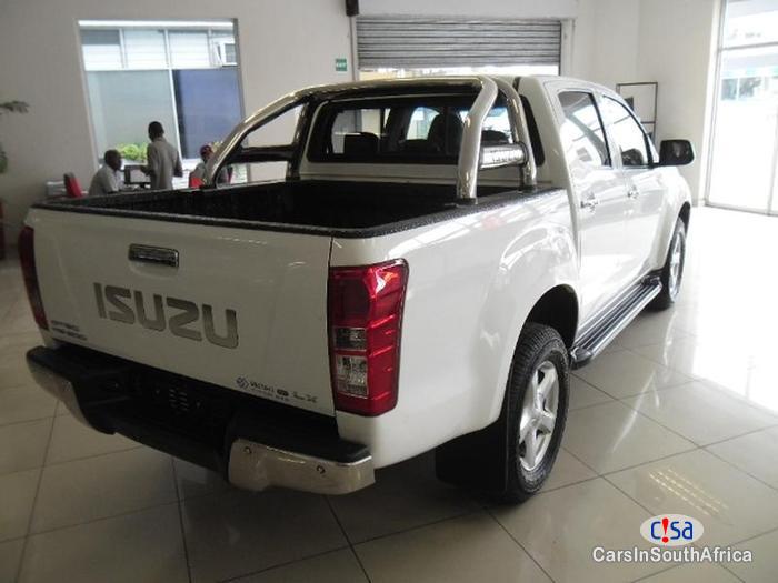 Isuzu KB300 Automatic 2015 in Mpumalanga