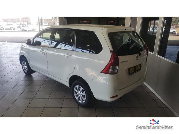 Toyota Avanza Manual 2014 - image 2