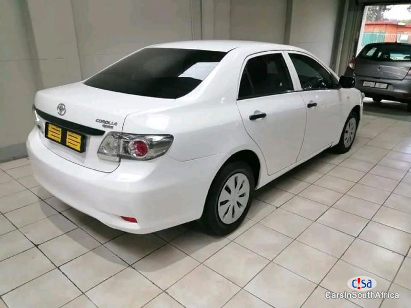 Toyota Corolla 1.6 Professional +27 685845776 Manual 2015 - image 3