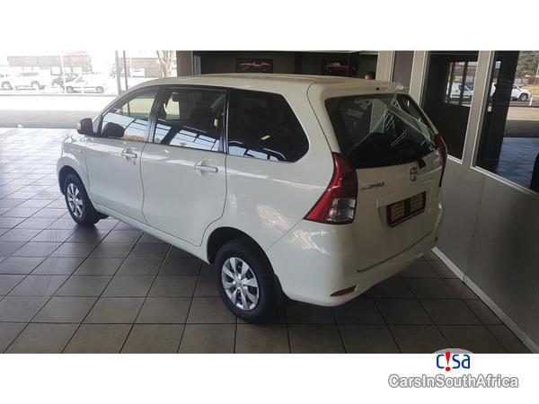 Toyota Avanza Manual 2015 - image 2