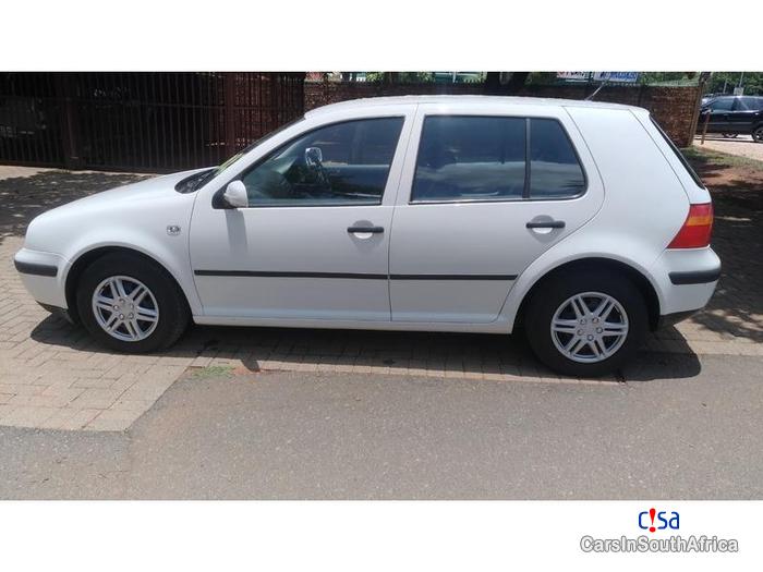 Volkswagen Golf Manual 2005 - image 2