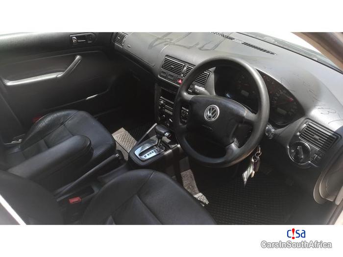 Volkswagen Golf Manual 2005 - image 3