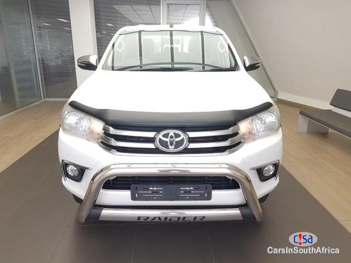 Pictures of Toyota Hilux 2.5 Manual 2016