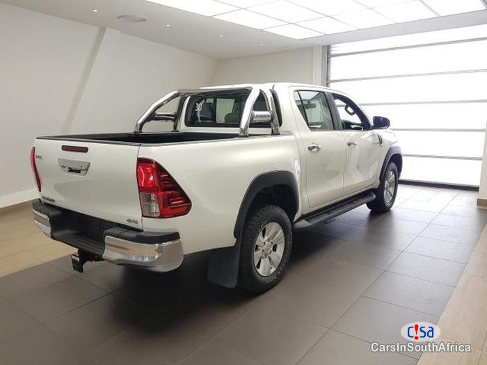 Toyota Hilux 2.5 Manual 2016 - image 2