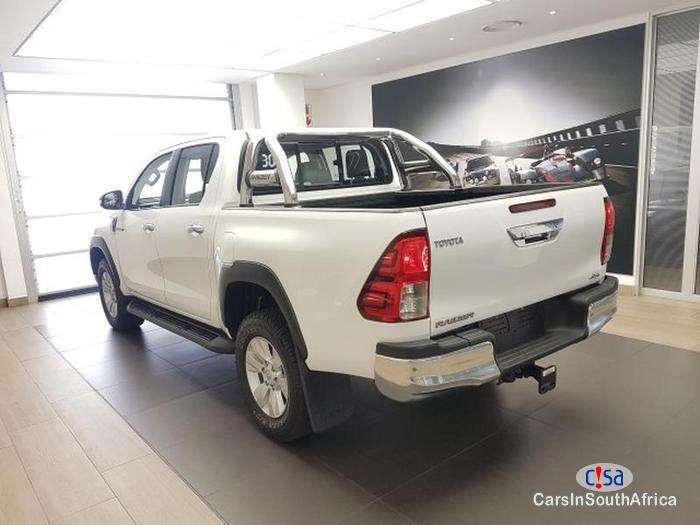Toyota Hilux 2.5 Manual 2016 - image 2