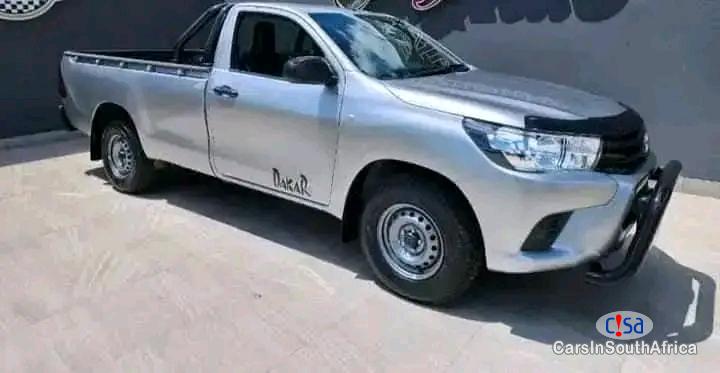 Toyota Hilux 2.4L GD6 MANUAL 0813350925 Manual 2019 - image 2