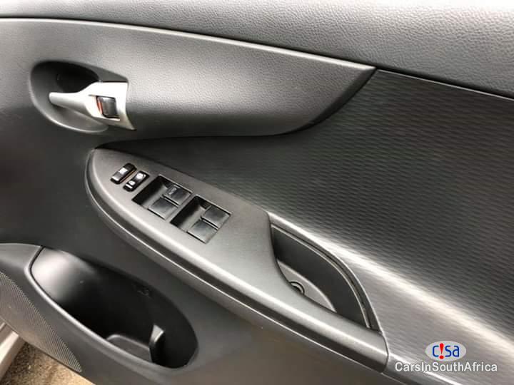 Toyota Corolla 1500 Manual 2016 - image 8