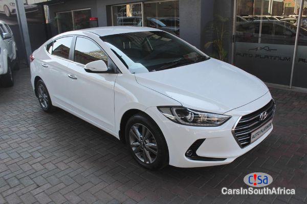 Hyundai Elantra 1.6 Executive 5-DR Manual 2019 - image 2