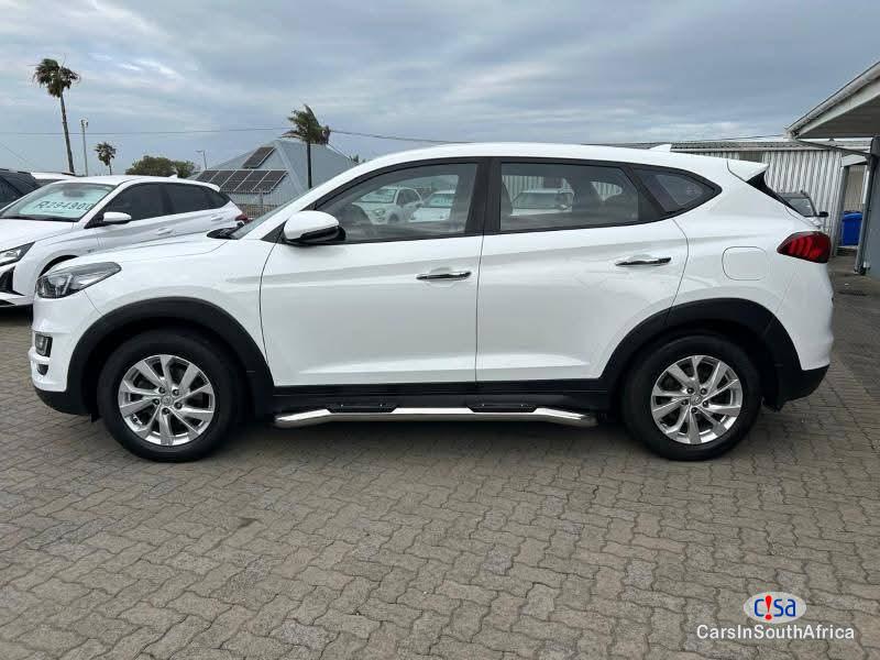 Hyundai Tucson 2.0 Automatic 2020 - image 4