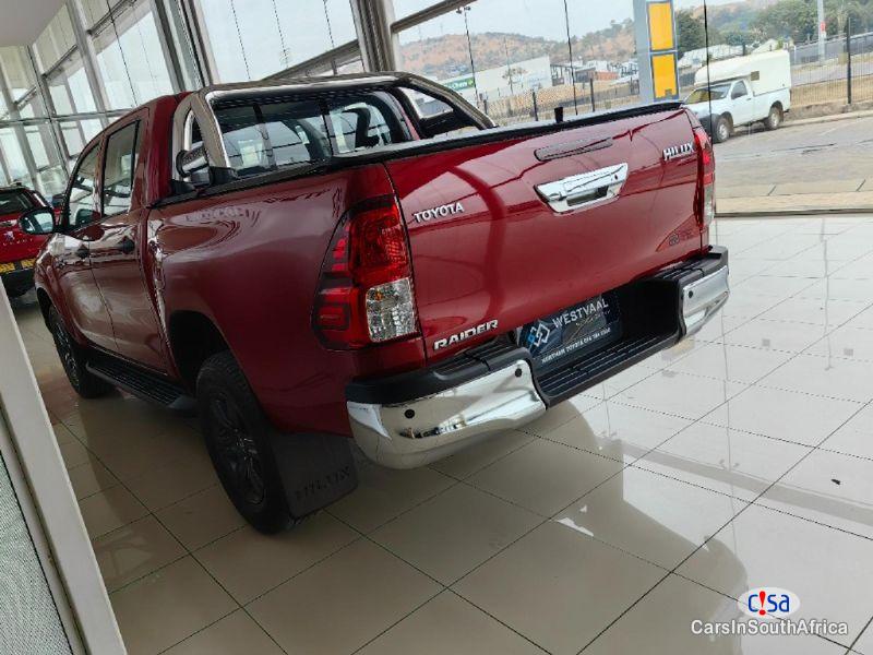 Toyota Hilux Manual 2023
