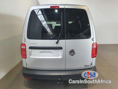 Volkswagen Caddy 2.0 Manual 2017 - image 4