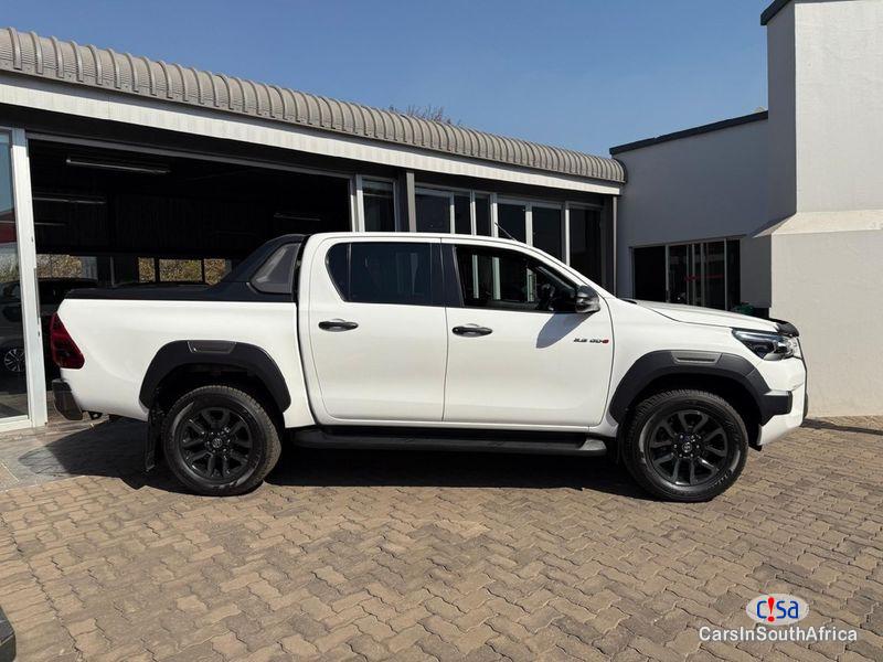 Toyota Hilux 2.8 GD-6 Raised-body Legend RS 4x4 / +27 685845776 Automatic 2022
