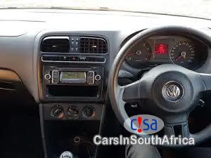 Volkswagen Polo Manual 2013 - image 6