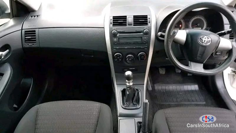 Toyota Corolla 1.6 Quest 0685845776 Manual 2017 - image 6