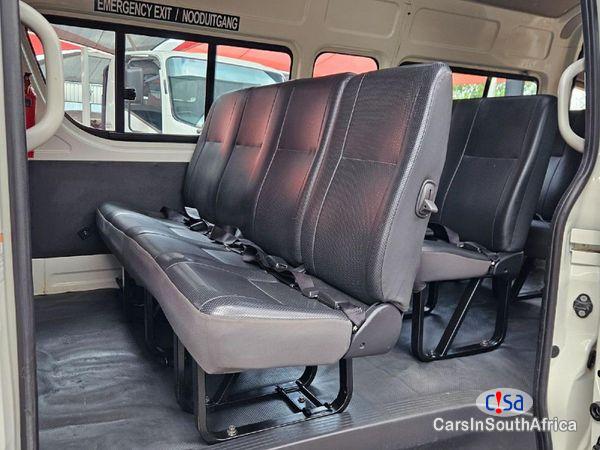 Toyota Quantum 2.5 D-4D Sesfikile 16-Seat Manual 2020 - image 4