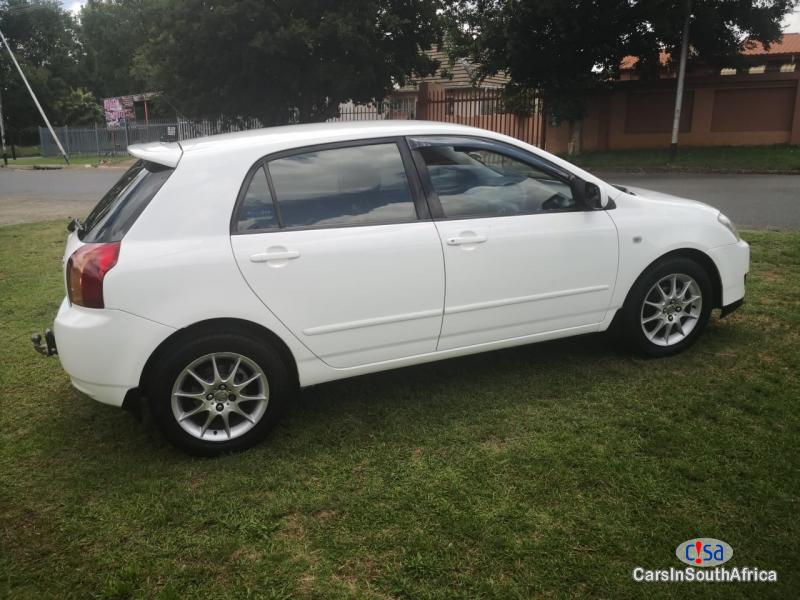 Toyota Runx 0783349415 Manual 2008 in Mpumalanga
